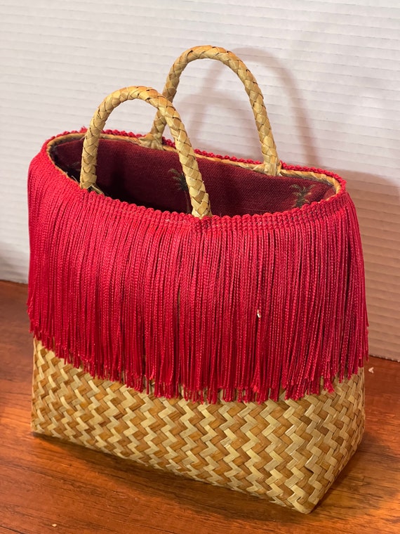 Handwoven Purse with Fringe - image 7
