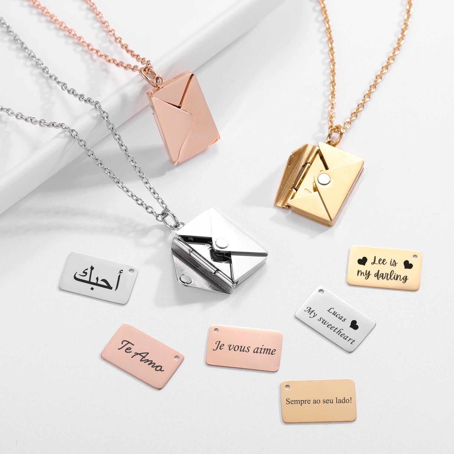Pendentif Médaillon 'Love You' En Forme D'enveloppe - Chaine 45 Cm Argenté - Neuf Avec étiquettes