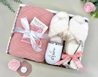 Spa Gift Box for Mom with Blanket, Slippers, Mug and Tea