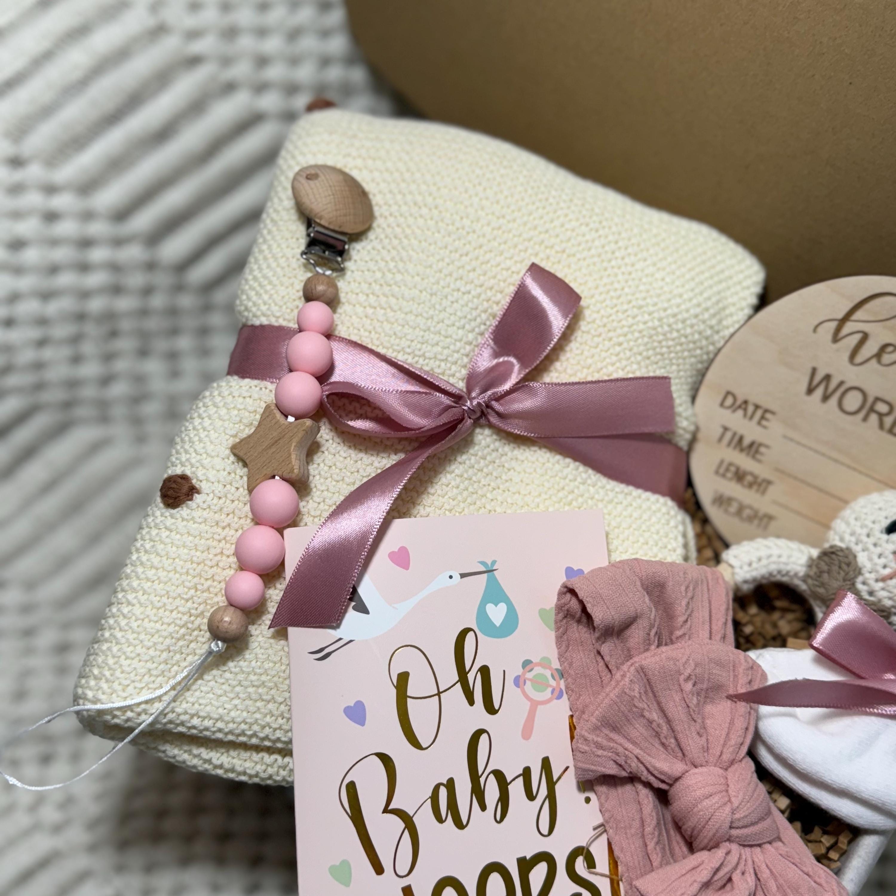 New Baby Girl Gift Set Welcome to the World Gift Newborn Girl Gift Box ...