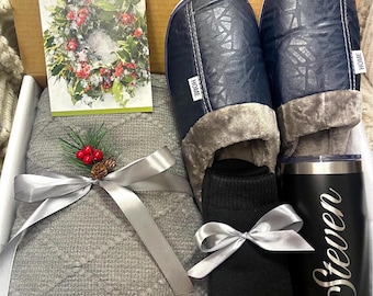 Personalized Gift Box for Him - Custom Name Tumbler, Blanket, Slippers & Socks - Cozy Winter Christmas Gift for Men, Husband, Dad, Grandpa