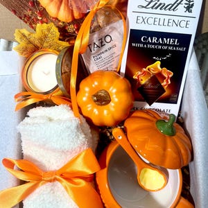 Hygge Cozy Warm Hug Thanksgiving Gift Halloween Gift Fall Gift Box Boo Basket Spooky Season Gift Set Harvest Gift Pumpkin Spice Hello Fall