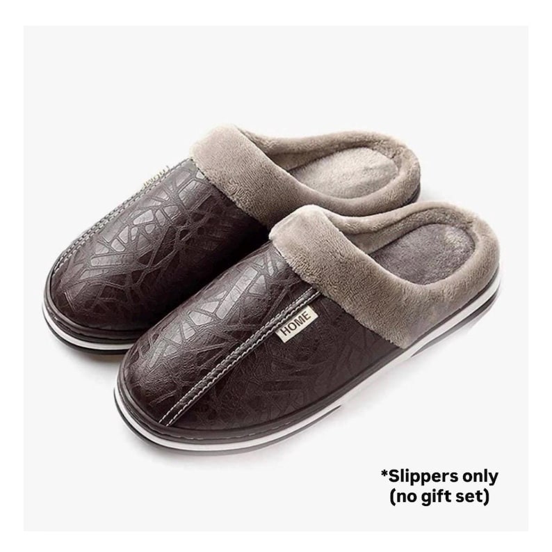 Personalized Gift Box for Him - Custom Name Tumbler, Blanket, Slippers & Socks - Cozy Winter Christmas Gift for Men, Husband, Dad, Grandpa immagine 10