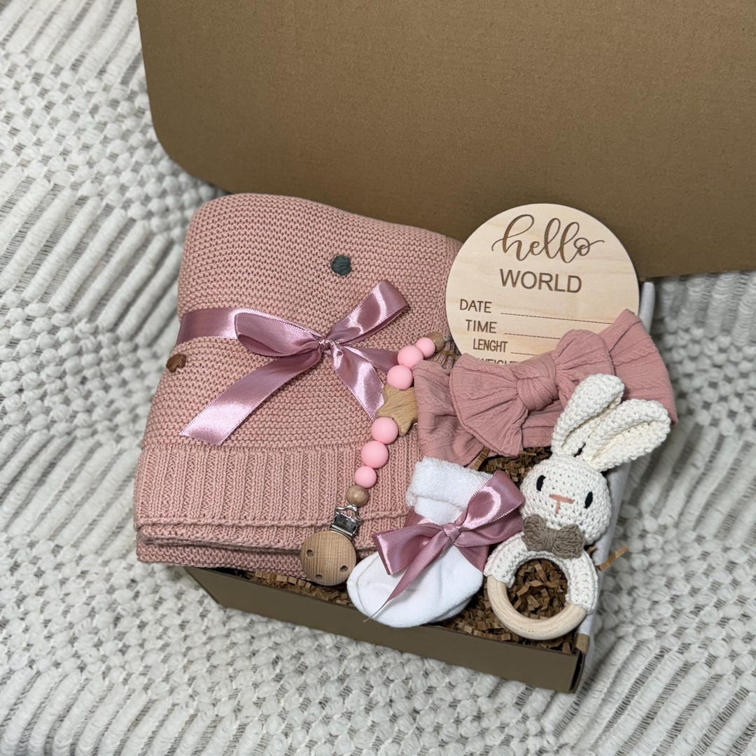 New Baby Girl Gift Set Welcome to the World Gift Newborn Girl Gift Box ...