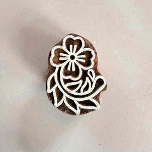 Gilly - Indian Wood Block Stamp | Small flower pattern stamp for wood block stamping | Perfect for use on Card, Fabric, Gift Wrap Paper etc