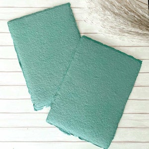 Carta fatta a mano verde giada / Carta di straccio di cotone riciclato con bordo a ponte / Carta per inviti / Carta strutturata da 150 g/m²