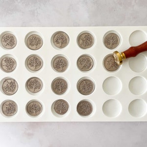 Silicone Wax Seal mat | Non stick Mat for making multiple wax seals | Tool for making perfect wax seals in bulk