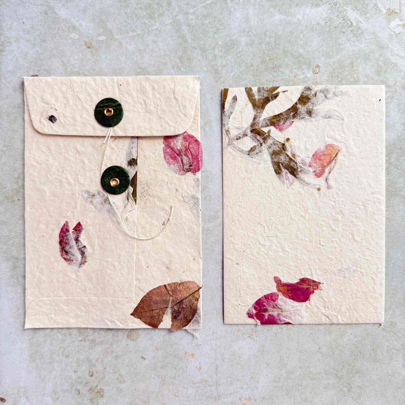 handmade washer and string envelope with A6 card.  Made from handmade lokta paper with botanicals