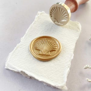 Seashells Wax Stamp | Make beach theme wax seals for wedding invitations and cards | Coastal wax stamp with shell pattern