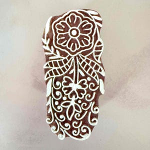 Tarkia - Indian Wood Block Stamp | Detailed Floral Wooden Stamp for Printing onto Cards, Paper, Fabric and More