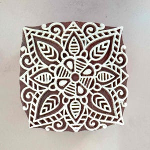 Yantra - Indian Wood Block Stamp | Decorative Mandala Style Wooden Stamp for Printing onto Cards, Paper, Fabric and more