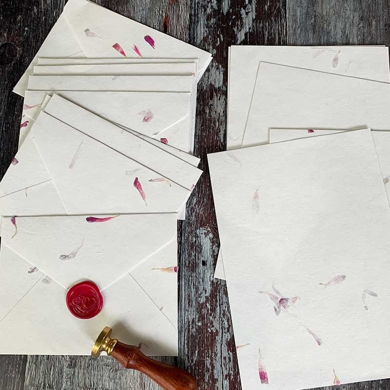 Aster - Floral Handmade Paper and Envelope Set