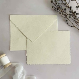 Vanilla Handmade Cotton Rag Envelope & Card Set | Handmade Stationery Set in Cream | Eco Friendly Card and Envelope Sets with Deckle Edges