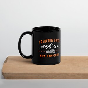 Franconia Notch New Hampshire - Schwarze glänzende Tasse, Franken Notch Geschenk, Franken Notch Souvenir, New Hampshire Tasse, Franken Notch Becher