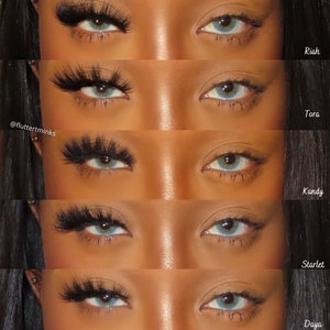 Op de afbeelding: Een collage van zes afbeeldingen die verschillende gekleurde contactlenzen laten zien. Elke afbeelding toont een close-up van een oog met een andere gekleurde contactlens. De kleuren van de contactlenzen zijn: Riah, Tora, Kandy, Starlet en Daya.