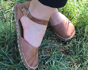 Grounding Sandals, Minimalist Women&#39;s Sandals, Handmade Barefoot Shoes, Mary Janes, Light Brown Crazy Leather, Flat Flexible Leather Sole