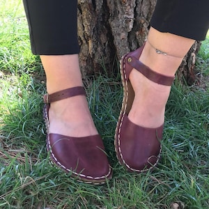 Grounding Minimalist Shoes, Sustainable Barefoot Sandals, Barefoot Leather Burgundy Crazy Sandals, Flat Flexible Leather Sole, Mary Janes