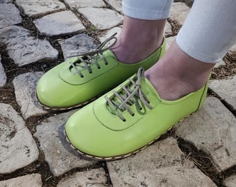 Minimalist Barefoot Shoes Women, Handmade Pastel Green Color Leather, Copper Grounding, Sustainable Wide Toe Zero Drop Shoes: Lace-Up