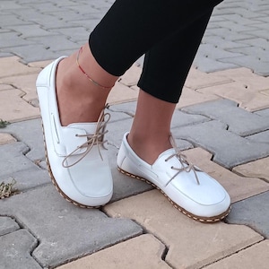 Grounding Barefoot Sandals, College Barefoot Women Shoes, Wide Comfortable Walking, White leather, Leather flexible Sole Tied Shoes