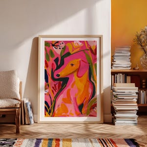 Peut inclure: Impression d'art encadrée représentant une peinture abstraite d'un teckel. L'œuvre utilise des couleurs vives rose, orange et vert. Le chien est le sujet principal, entouré de feuillage stylisé. L'impression est dans un cadre en bois clair.