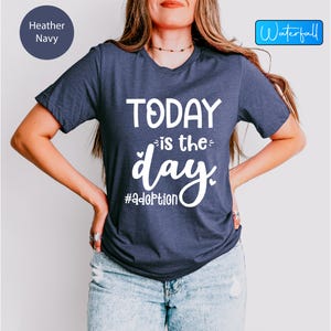 今日はその日のお祝いシャツ、養子縁組のお知らせTシャツ、お揃いの養子縁組ギフトTシャツ、里親ギフト、新米ママギフト、養子縁組ギフトTシャツ