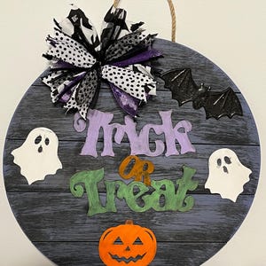 Trick or Treat Halloween Sign