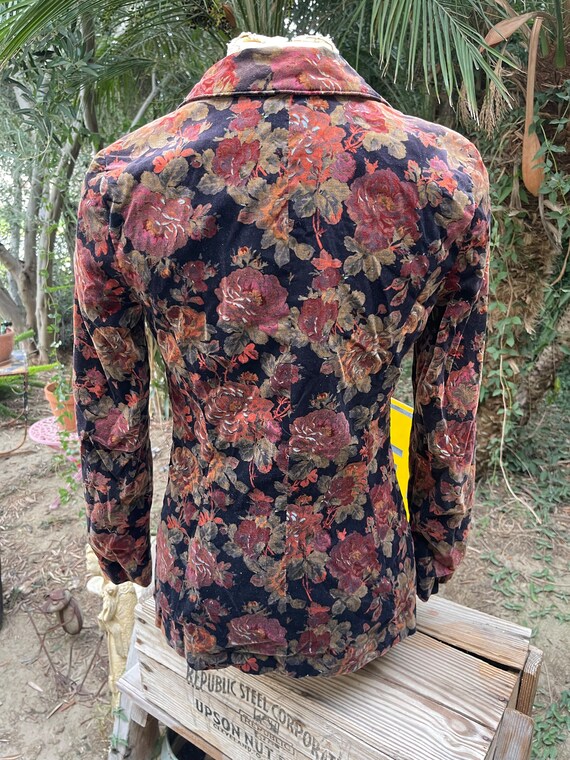 Vintage 1970’s Velvet Floral Print Blazer by Camp… - image 2