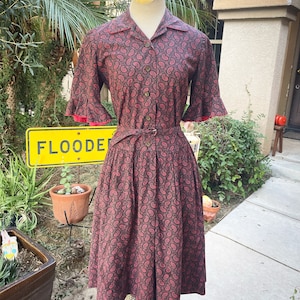 Vintage 1940’s paisley Print Dress