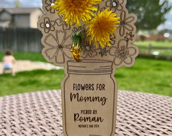 Individuelles Muttertagsgeschenk, personalisierter Blumenhalter aus Holz, für Mama gepflückt, lasergeschnittene Vase mit Ständer, DIY Wildblumen-Regal-Dekoration, Mama