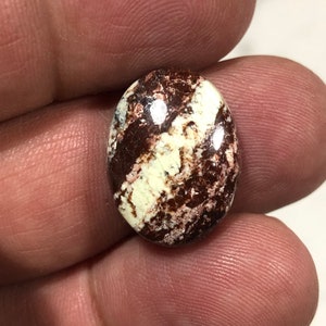 Lemon Magnesite (Yellow Chrysoprase) cabochon