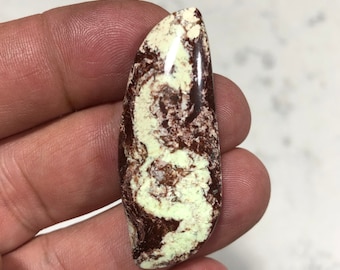 Lemon Magnesite (Yellow Chrysoprase) cabochon