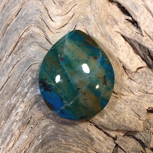 Peruvian Blue Opal cabochon