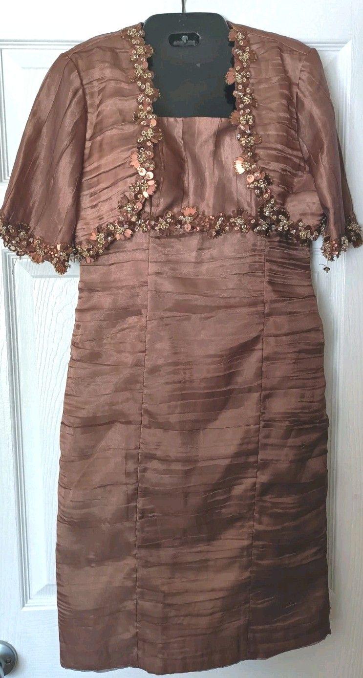 green emerald velvet dress Amazon.com: CCHZYSKO Casual Dresses for Women Vintage Semi Formal 3/4  Sleeve A-line Work Cocktail Party Flare Summer Fall Dresses 01-Mint Green :  Clothing, Shoes & Jewelry