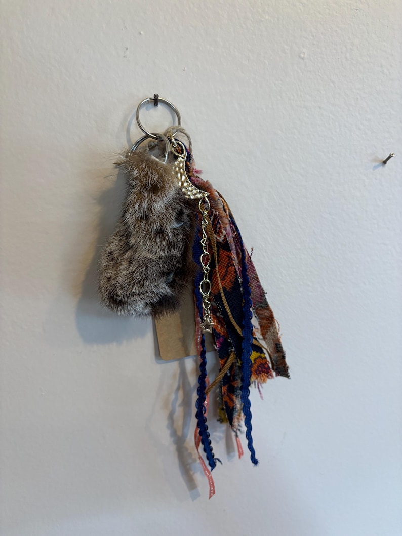 Bobcat Paw Keychain image 1