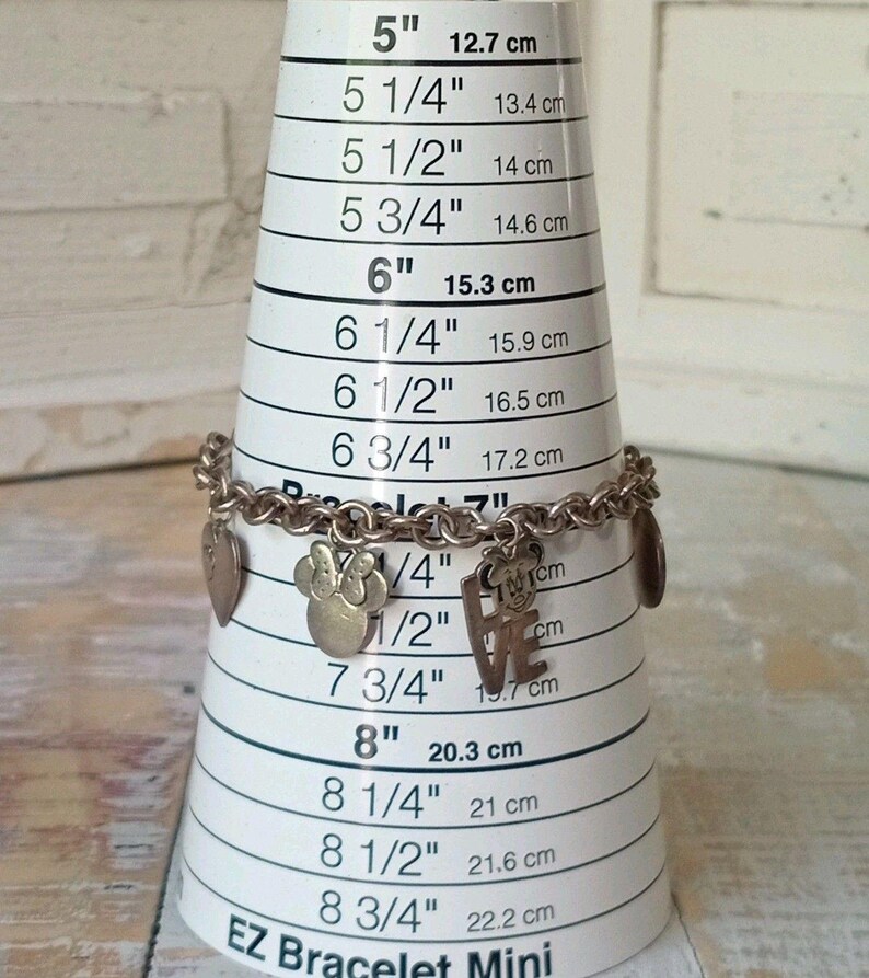 Pulsera vintage de plata de ley Disney con dije de Mickey y Minnie Mouse enamorados, 16 g imagen 11