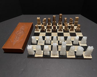 Vintage ONYX Chess Set w/ MARBLE Board - Very Heavy - Beautiful Case