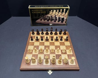 MAGNETIC WALNUT Chess Set - My Favorite Chess Set for Practical Purposes - BEST!
