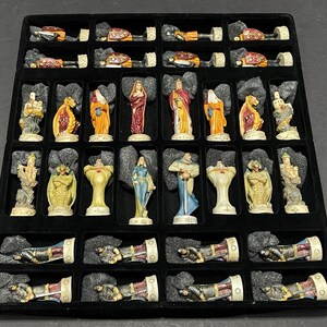 KING ARTHUR Fantasy #2 - Chessmen - BRAND New