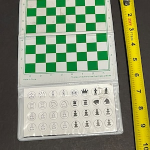 CHECKBOOK Chess Set