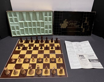 VINTAGE - GALLANT KNIGHT Chess Set - "Wood Grain" - weighted - beautifully made