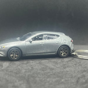 2019 Mazda 3 Neuheit Schlüsselanhänger aus 1:64 DieCast Modellauto Bild 2