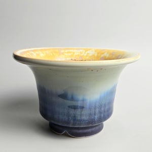 Pot de fleurs artisanal en céramique émaillée de 12 cm avec trou de drainage // Petit pot pour succulentes, hoyas et cactus [F90] - Taxes américaines incluses