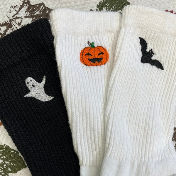 Halloween Embroidered Socks - 3 Pairs. Ghost, Pumpkin, Bat Embroidery Crew Socks