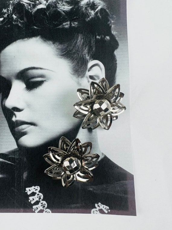 Vintage silver tone blooming flowers clip on eari… - image 6