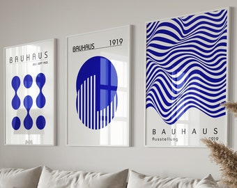 Niebieski Bauhaus zestaw 3 plakatów, minimalistyczna sztuka retro ścienna, plakat wystawowy Bauhaus, nowoczesna sztuka do druku z połowy wieku, cyfrowe pobieranie