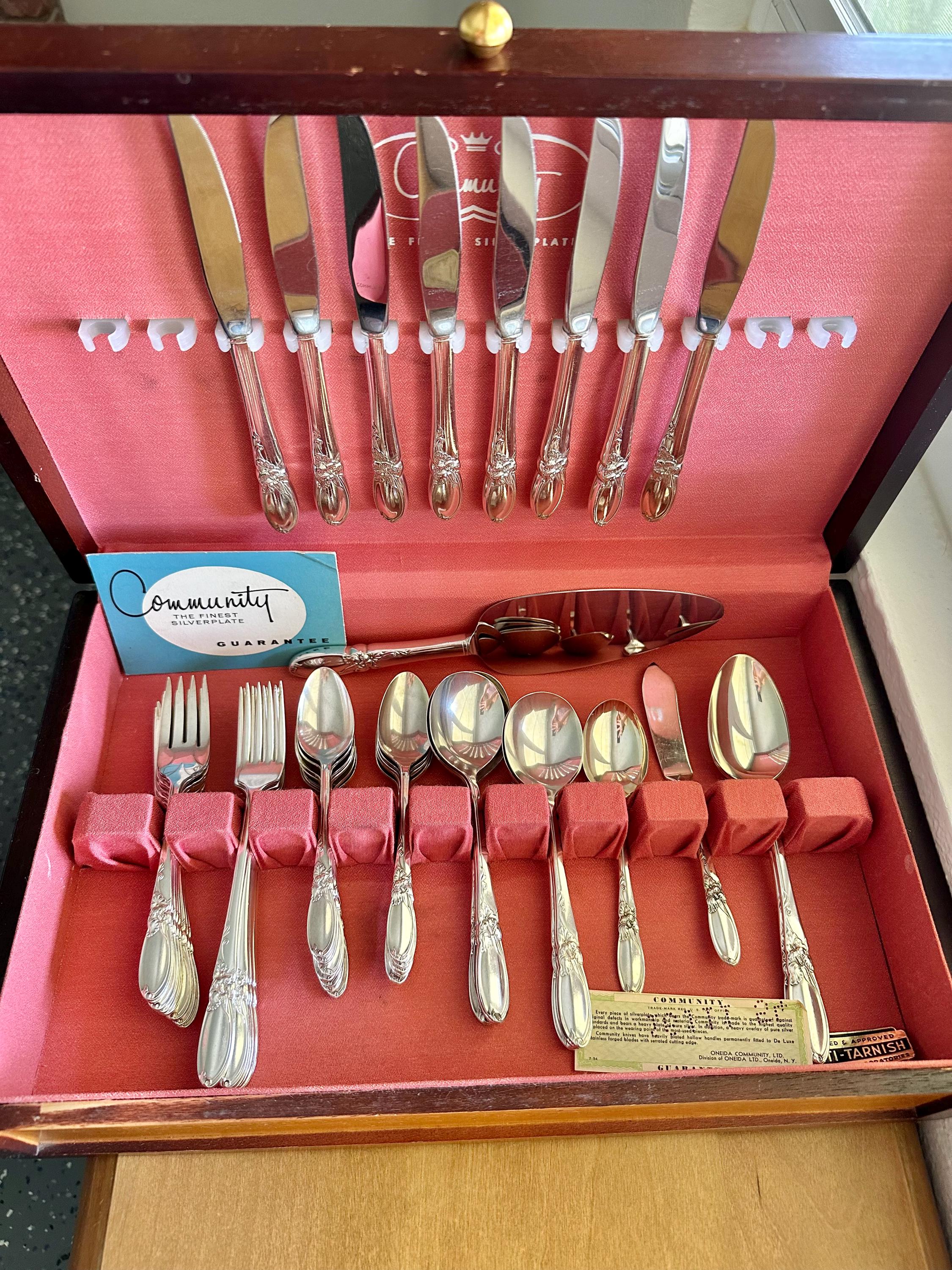 Silver Plated Art Nouveau Community Flatware White Orchid Pattern, 8 ...