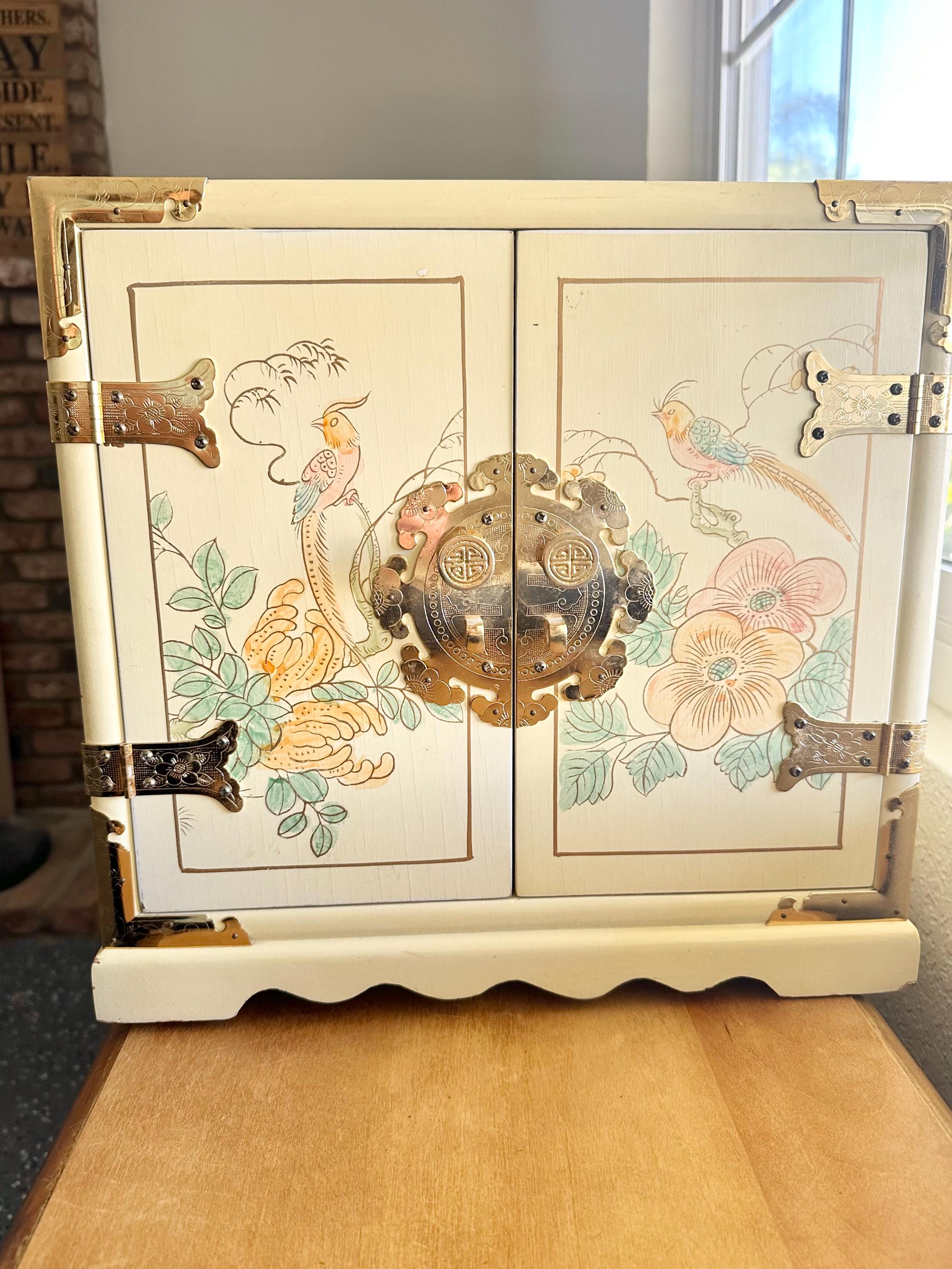 Large Lacquer Box - Etsy
