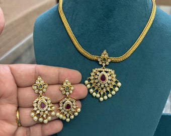 Hermoso conjunto de gargantilla Kundan de joyería india de primera calidad, conjunto de gargantilla Kundan, joya pakistaní, joyería india, gargantilla Kundan para su joya de regalo