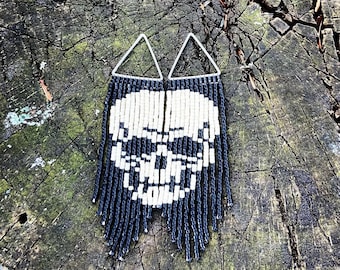Handmade Skull Duster Earrings: Halloween Beaded Jewelry