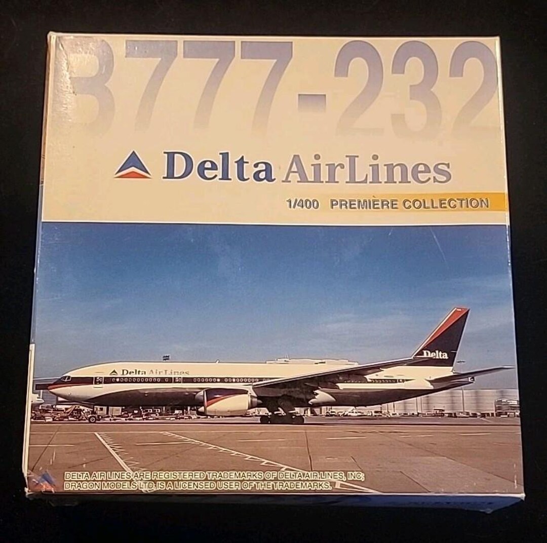 Dragon Wings Delta Airlines Boeing 777-232 -1:400 Premiere